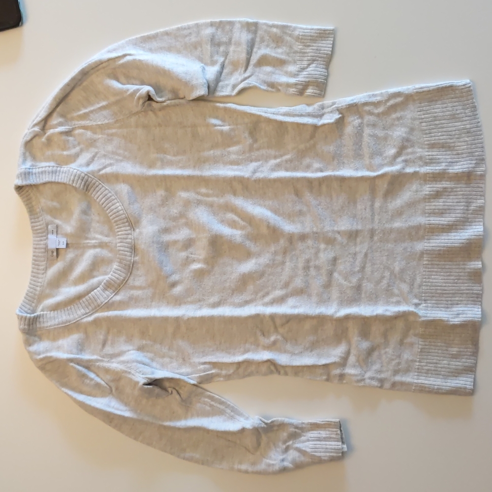 Light Grey Gap Sweater